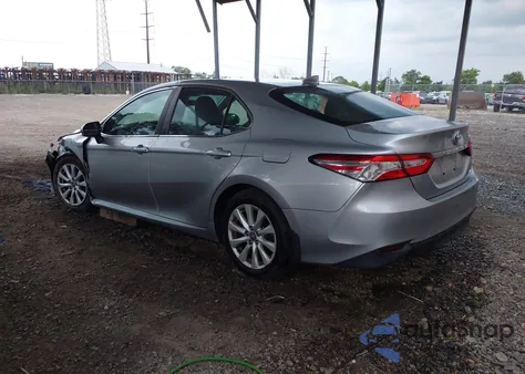 2020 Toyota Camry Le from USA, damaged, VIN 4T1C11AK1LU341660